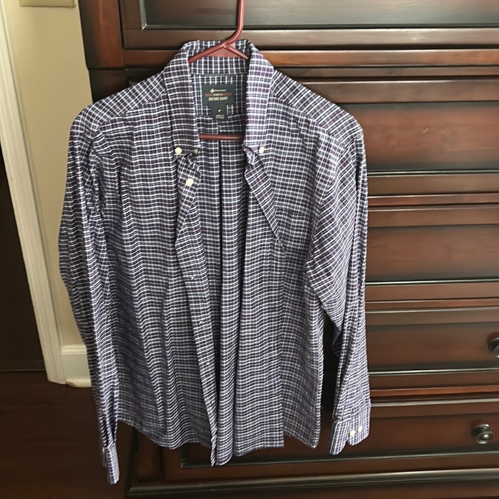 Men’s long sleeve button down dress shirt